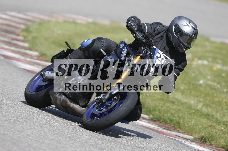 Archiv-2025/09 22.04.2025 Cornu Master School ADR/gruen-vert/20